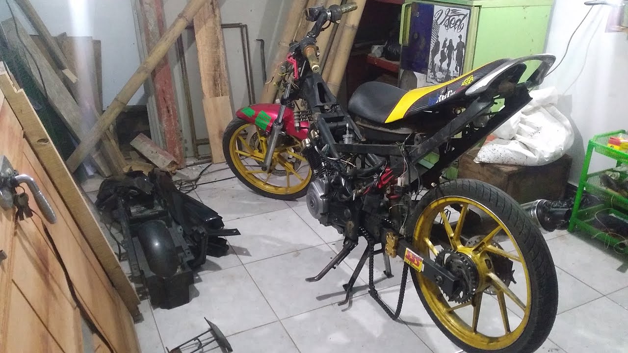 Beli Satria Fu Rongsok sampai layak Pakai - restorasi motor kiloan
