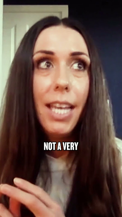 Do Women Hate Attractive Friends?