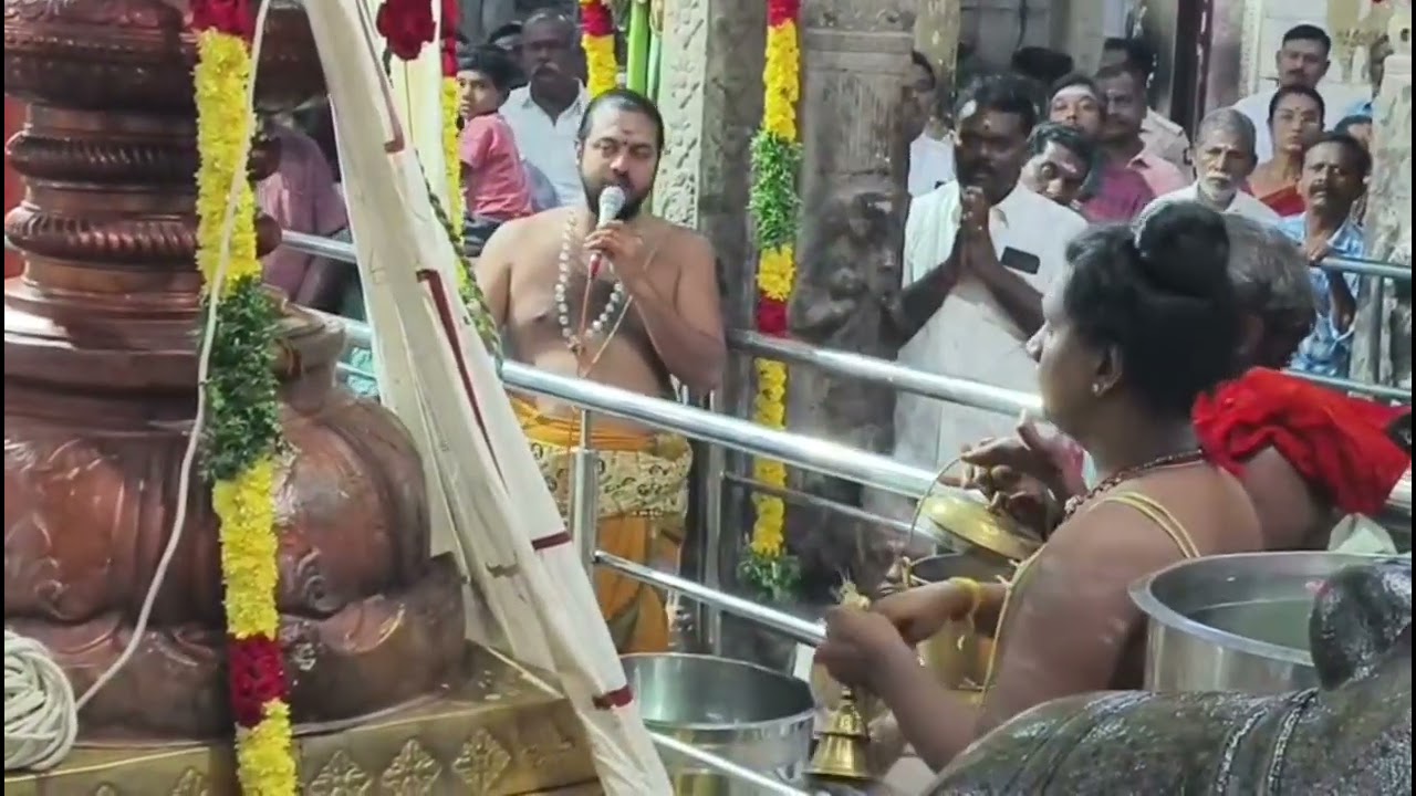 கோவில்பட்டி அருள்தரும் செண்பகவல்லியம்மன் கோவில் ஐப்பசி திருவிழா - கொடியேற்றத்துடன் தொடங்கியத