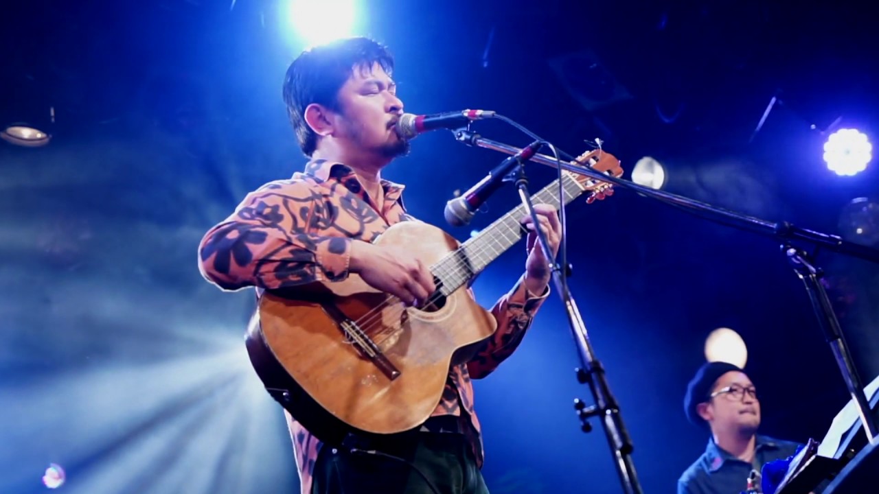 Saigenji(サイゲンジ) /Namima 波間 /J-WAVE SAUDE! SAUDADE CARNAVAL 2017 auf YouTube ansehen Saigenji(サイゲンジ) /Namima 波間 /J-WAVE SAUDE! SAUDADE CARNAVAL 2017 auf YouTube ansehen