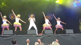 we like to party - swoop