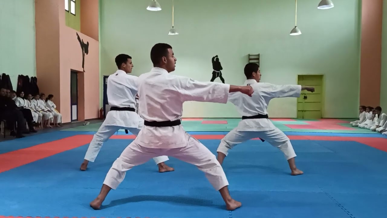 كاراتي دو ...  عين الطويلة ولاية خنشلة .