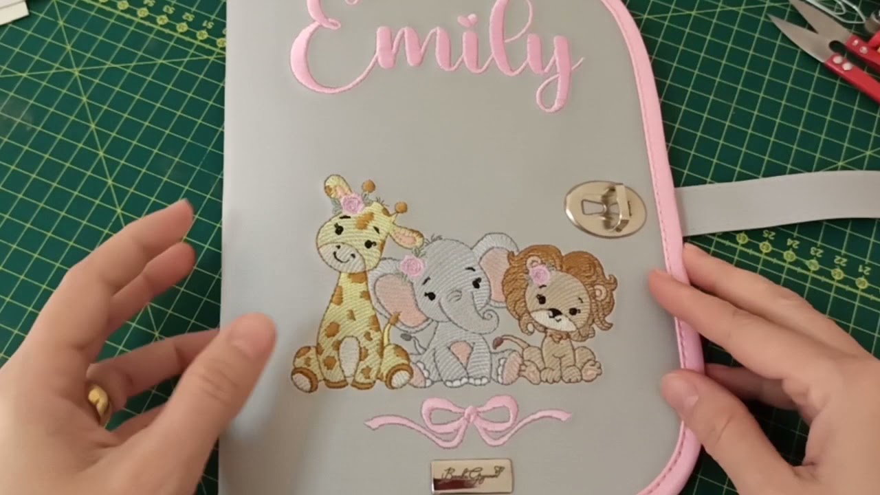 Como colocar fechos nas capas de cartão de vacina 🥰