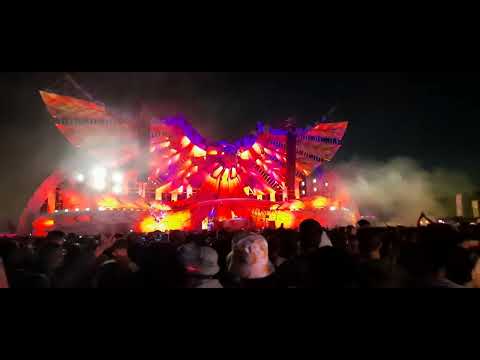 Angerfist feat Tha