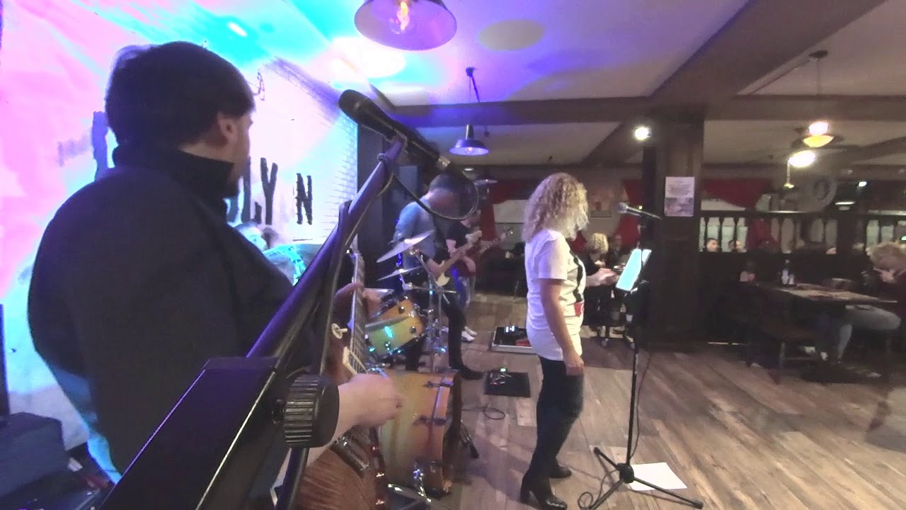 Avrusci Max Solo Alice In Chains Nutshell Boss Katana amps ESP LTD Guitars