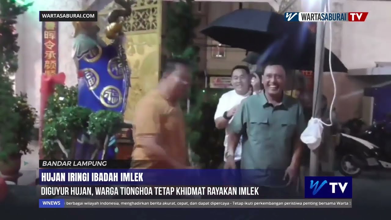DIGUYUR HUJAN, WARGA TIONGHOA TETAP KHIDMAT RAYAKAN IMLEK | WARTASABURAI TV