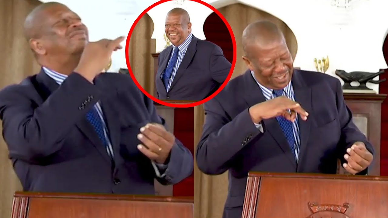 KABLA YA KUSOMA TAARIFA ZA SERIKALI IKULU TAZAMA MZEE CHARLES AKIIMBA ALIJITABIRIA IKO SIKU MTAPOSTI