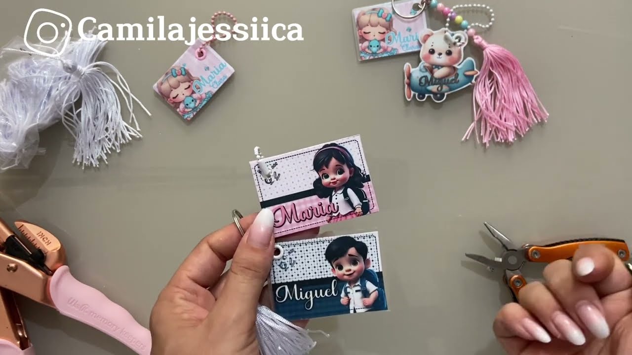 Chaveiro lembrancinha\chaveirinho personalizado\chaveirinho de papel personalizado