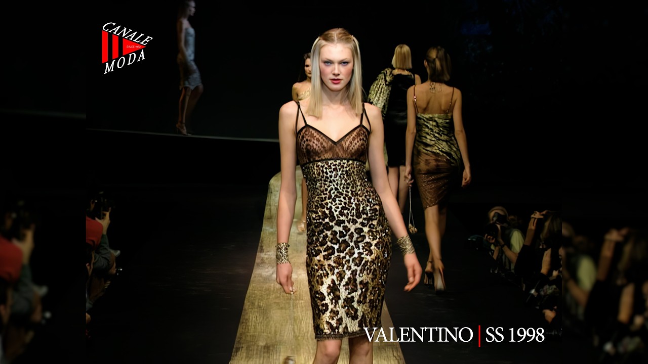 VALENTINO Spring Summer 1998 Paris 4K - Canale Moda