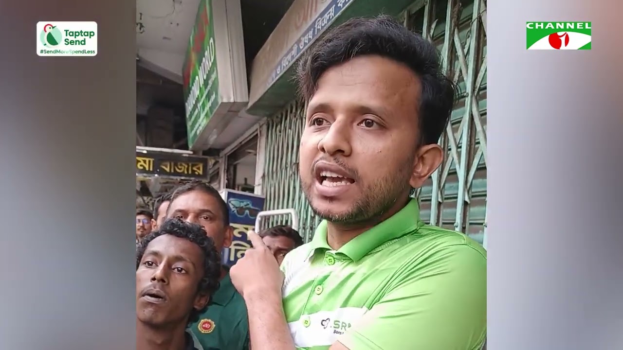 প্রেমিকার জন্য দেশীয় অস্ত্র নিয়ে চশমার দোকানে হামলার চেষ্টা