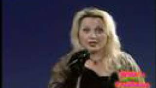 Celebrity Sandra Dee and Chipper Bro: Gold Duhst Woman Net Worth