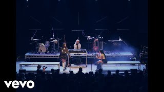 Cat & Calmell - Feel Alive (Live at The Roundhouse)