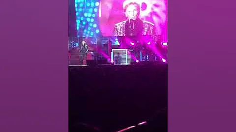 Barry Manilow - Keep Each Other Warm