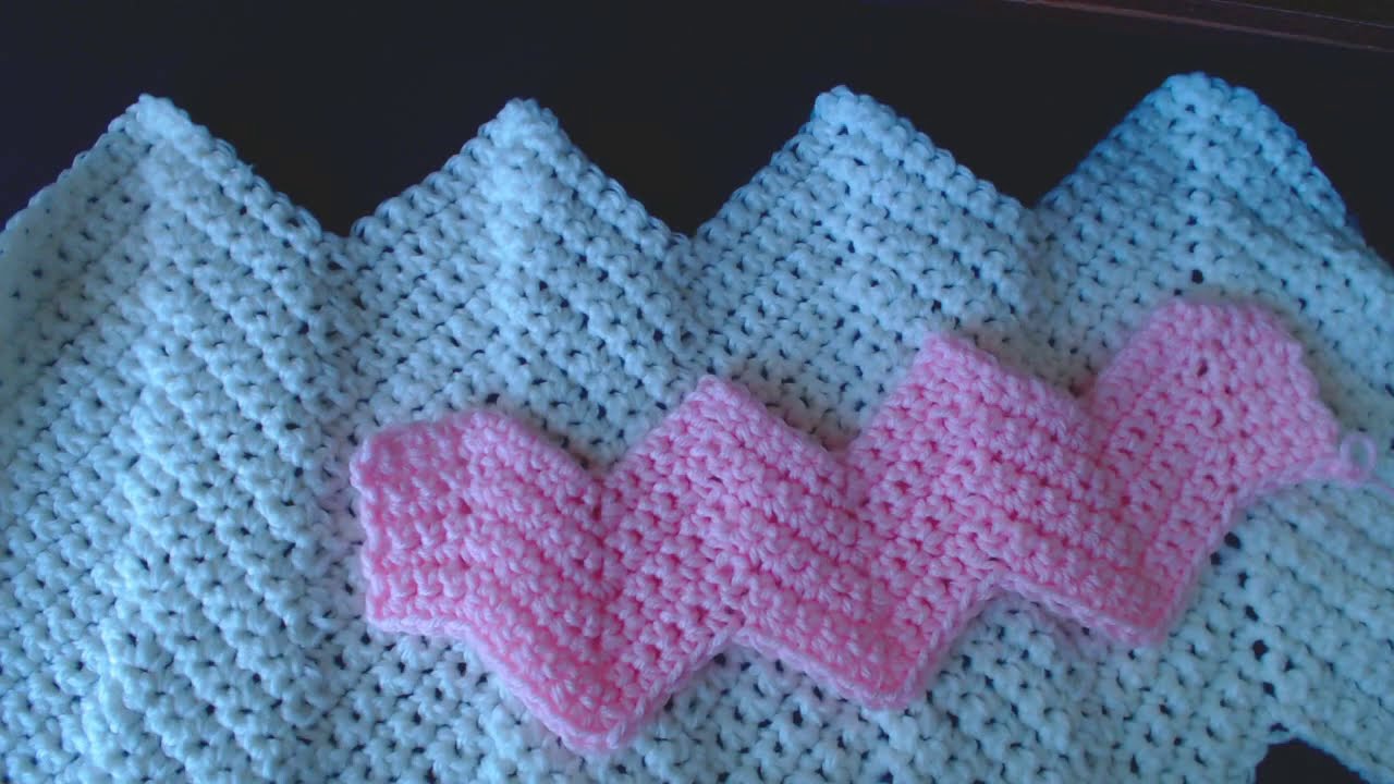 How to Crochet a ZIG ZAG or Wave blanket You can get it RIGHT 1st TIME