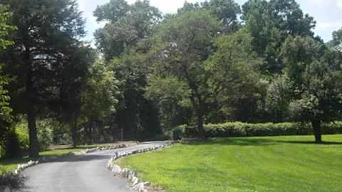 Missouri River Bluff Retreat -- Tour 1:  The Groun