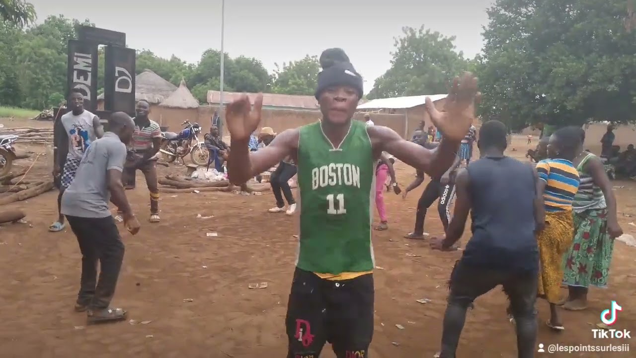 APÔTRE ULRICH SANDJA:CONCOURS DES MEILLEURES DANSEURS DU NOUVEAU SON DE : LES POINTS SUR LES III