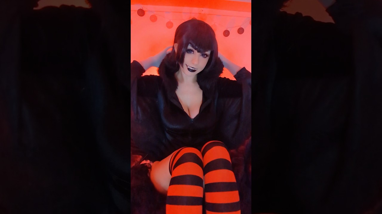 Halloween costume cosplay transition Mavis #halloween #cosplaygirl #cosplayer #cartoon