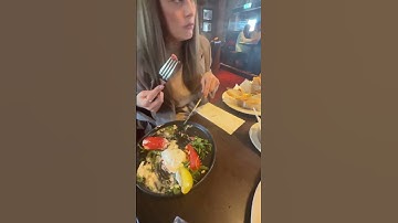 Vegetarian eats Steak for the FIRST TIME! #steak #vegetarian