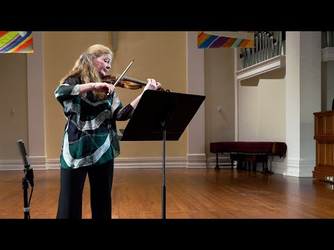 Bach: Cello Suite in C Major BWV 1009, Courante. Rachel Podger, baroque violin BFX 2022 (SFEMS) 8K