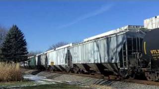 5 Engine NS Lashup Meets Super Slow BNSF Stack