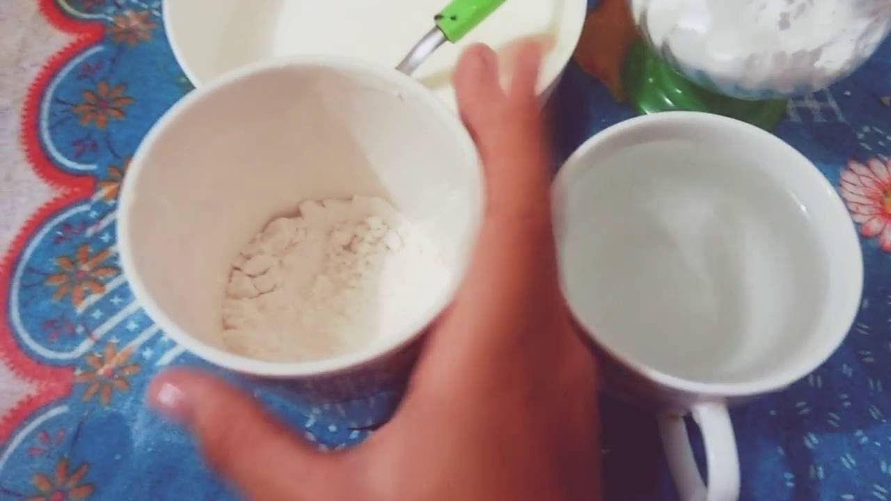 Como fazer massinha com farinha de trigo água e sal - YouTube