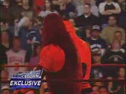 Undertaker and Kane Salute - Smackdown 2006
