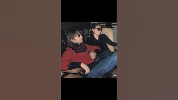 Thumbnail of John Lennon and Yoko Ono, wishing everyone Merry Xmas