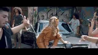 Hadise - Geliyorum Yanına