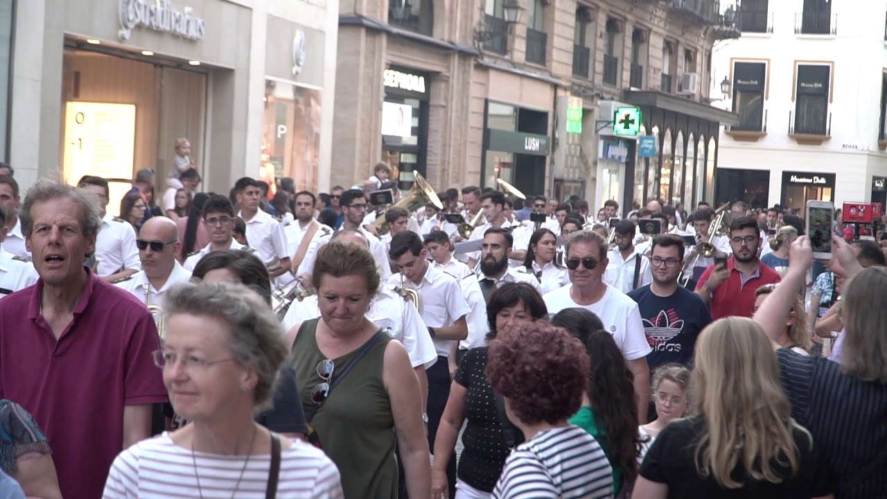 Pasa la Virgen Macarena. Banda Música Lora del Río (Sevilla).