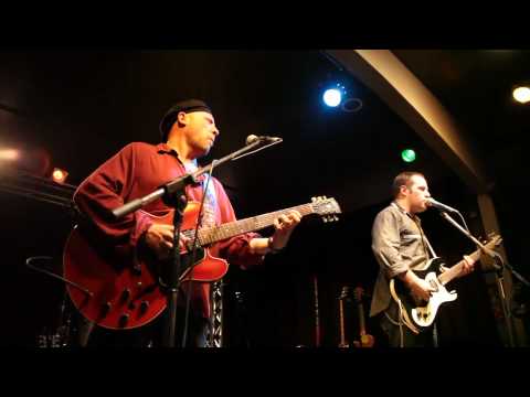 Guarda Monkey Junk - Small Time Evil su YouTube Guarda Monkey Junk - Small Time Evil su YouTube