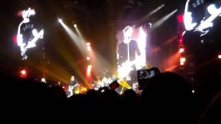 Download Lagu 5 Seconds Of Summer - Catch Fire MP3 Download Lagu 5 Seconds Of Summer - Catch Fire MP3