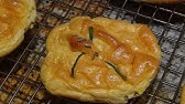 Tom's Tips...4 Cool Kitchen Tricks - YouTube