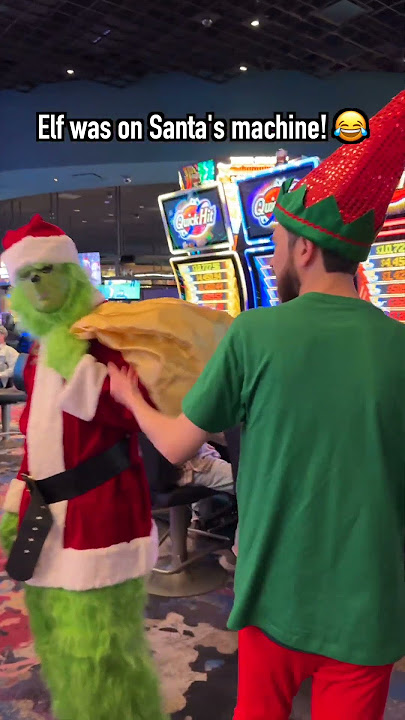 ELF WAS ON SANTA'S MACHINE! #slots #casino #jackpot