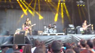 Black Rebel Motorcycle Club - Hate the Taste @ Superbock Superrock 2013