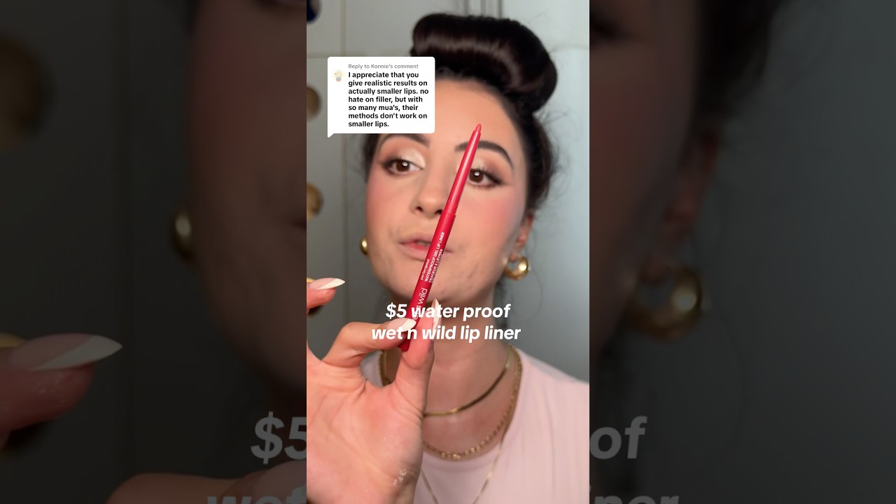 Водостойкий карандаш для губ за 5 долларов?! Тест на стойкость в условиях wet n wild на маленьких...