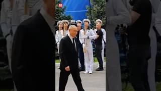 Кризис в Кремле? Почему Путин снова вынужден экстренно выходить к народу
