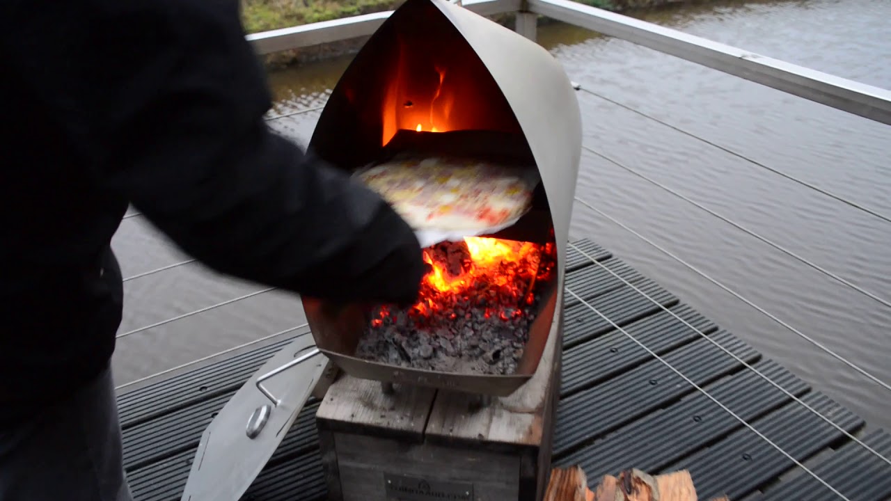 Goede Pizza bakken op de Magma - YouTube SX-49