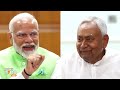 PM Modi&#39;s candid chat with Nitish Kumar, Chandrababu Naidu During NDA Meet at 7 LKM Goes Viral