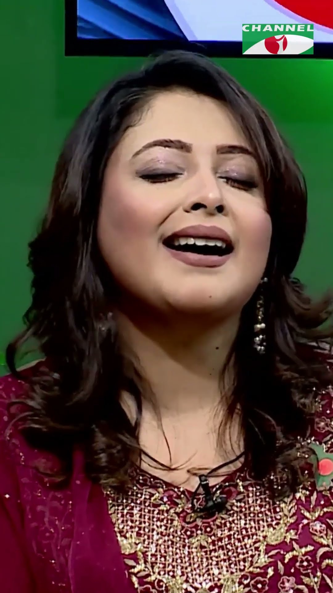 খালি গলায় গান গাইলো : কোনাল #shorts