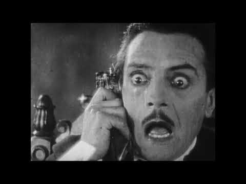 Au Secours! trailer thumbnail