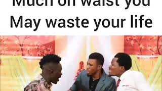 Iyanya and waist (Homeoflafta)