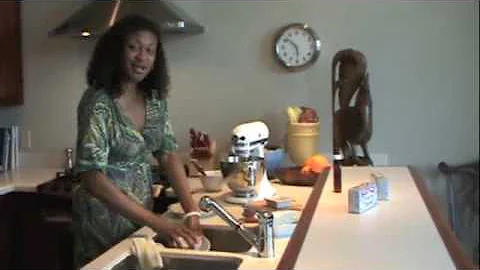 Chef Lisa Pinckney - Peanut Butter Banana Mouse Pi...