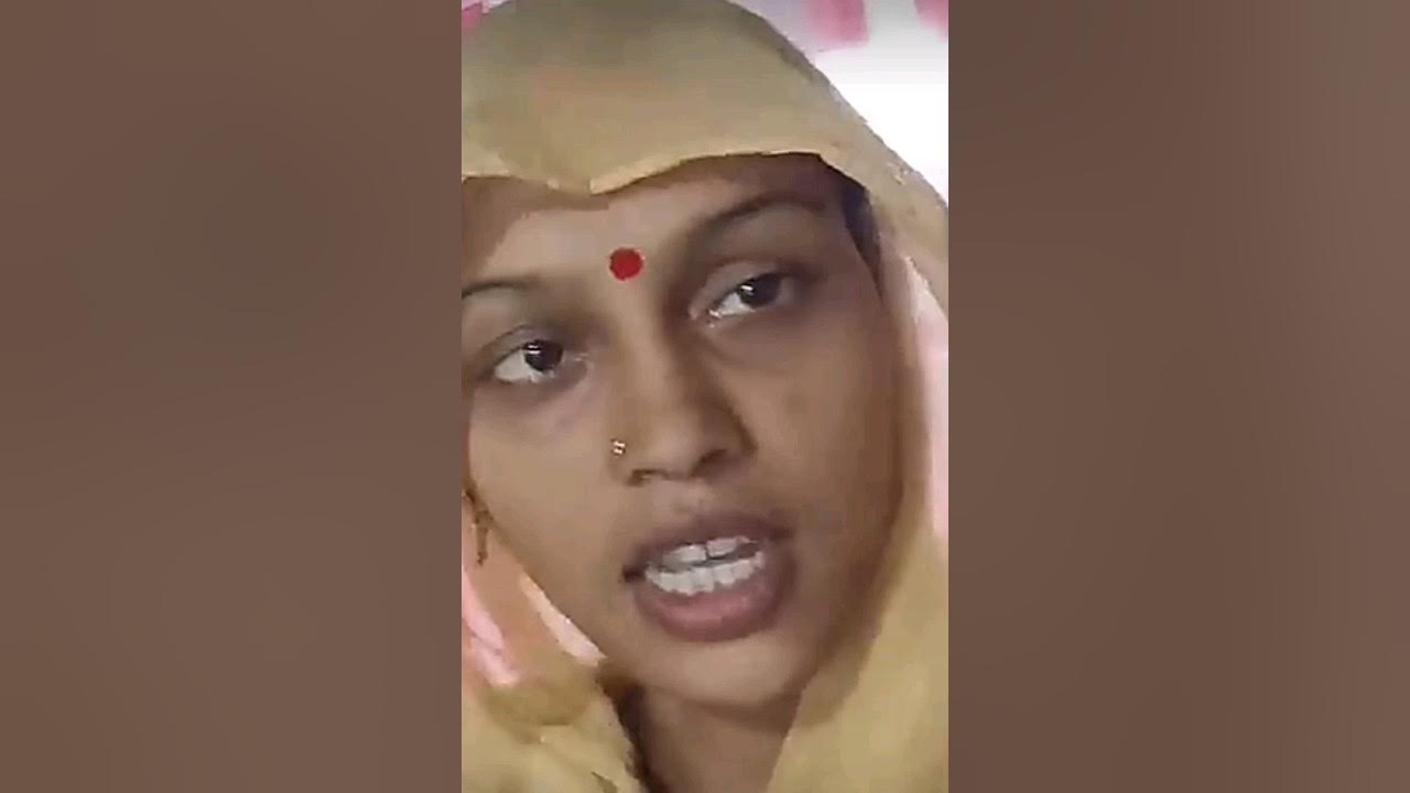 Aarti Kitne Din Ke Bad Aaj Khush Dikh Rahi Hai Aap Sab Video Mei verly aarti-kitne-din-ke-bad-aaj-khush-dikh-rahi-hai-aap-sab-video-mei-verly