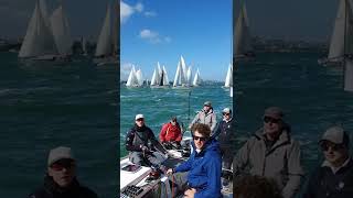 Who should go to the pole for dip-pole jibes for larger boat in busy race?