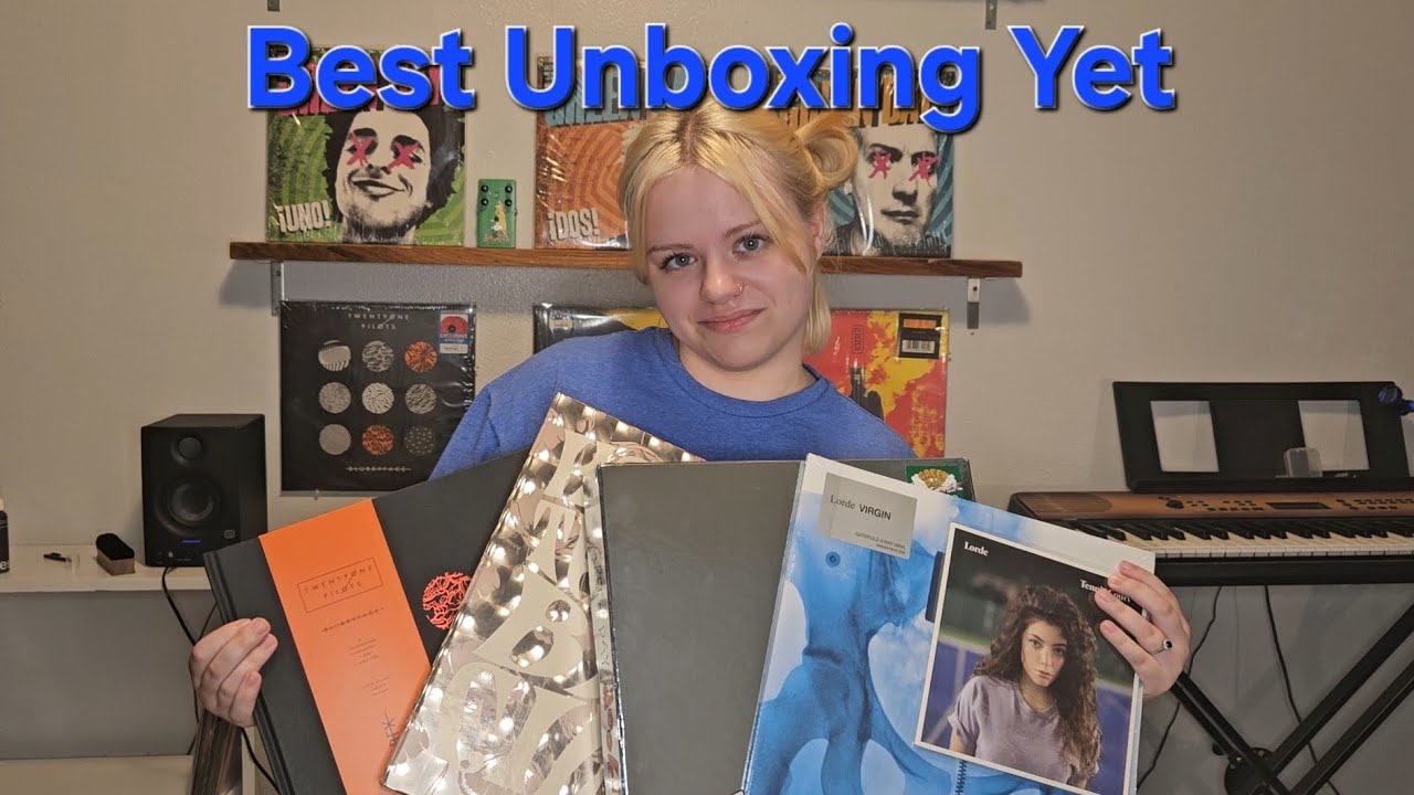 THIS IS THE BEST VINYL UNBOXING YET  PT.4 :)