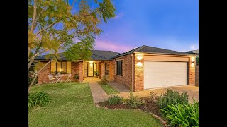 27 Foley Place, Sinnamon Park QLD 4073