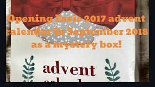 Opening Essie 2017 advent calendar in September 2018 as a mystery box!