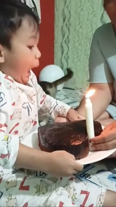 Mbah Dukun Baca Mantra 🤣