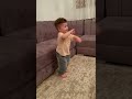 كانك راجل خش ل بوسليم ولد صغير يرقص على الأغنية 