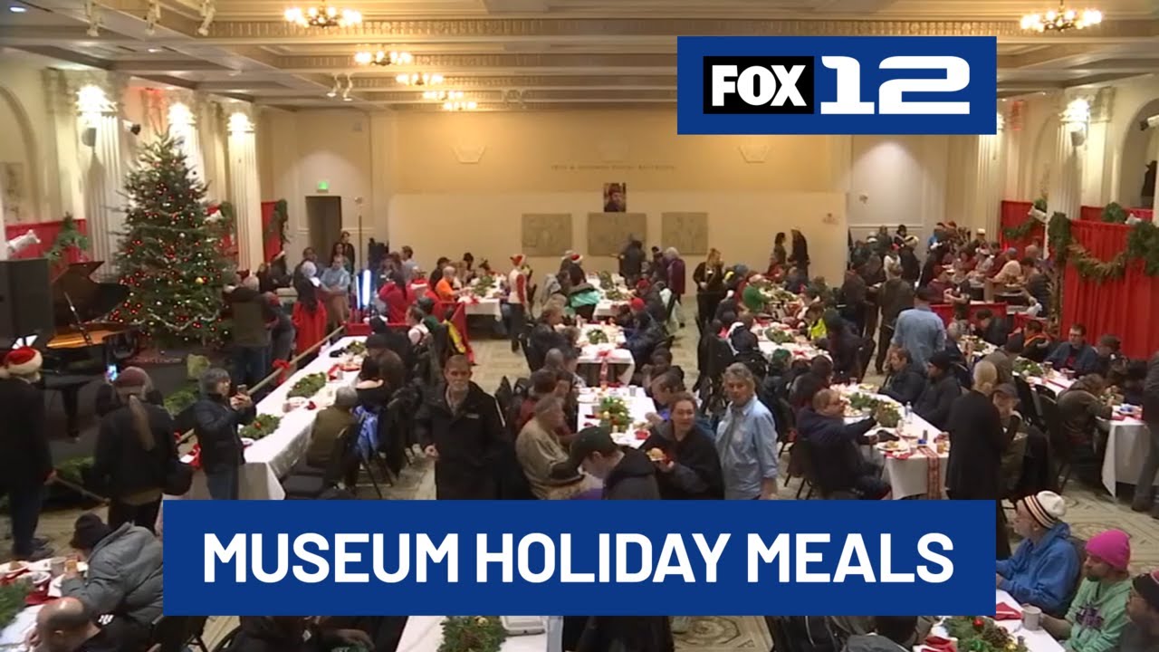 More than 1,000 gather for annual Christmas meal at Portland Art Museum